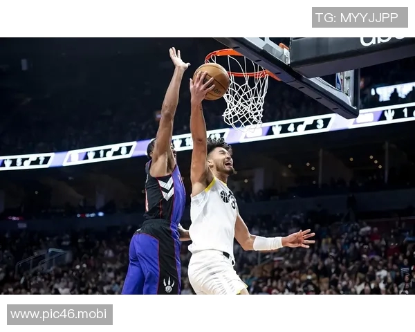 解说：弗拉格以一己之力扛起球队的进攻 虽然空砍但依旧意义十足