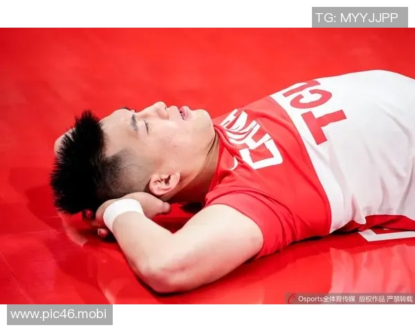 阿杜、小贾、老三赛前热身